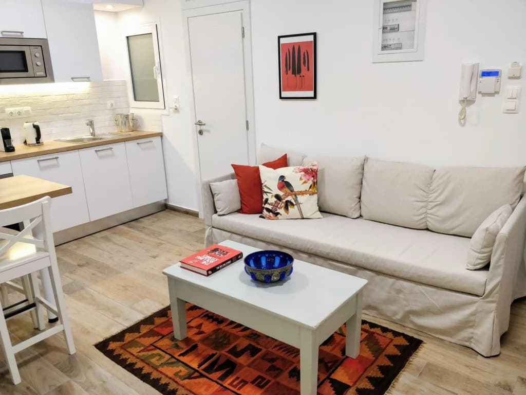 The Countess Riencourt Apartment - photo 16