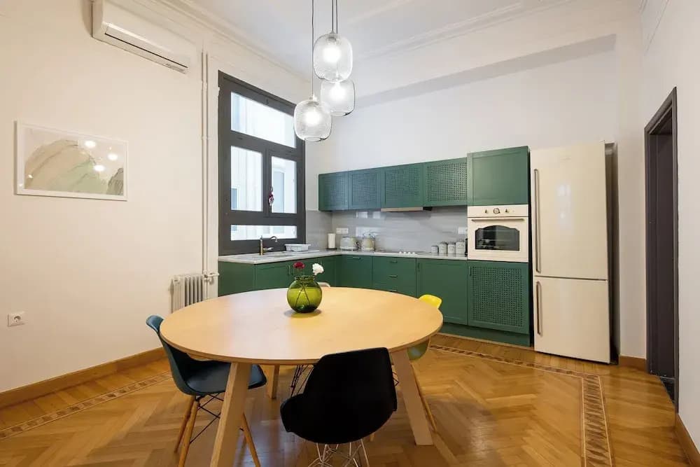 Meadows - Luxury 3-Bedroom Apt in Athens - photo 15