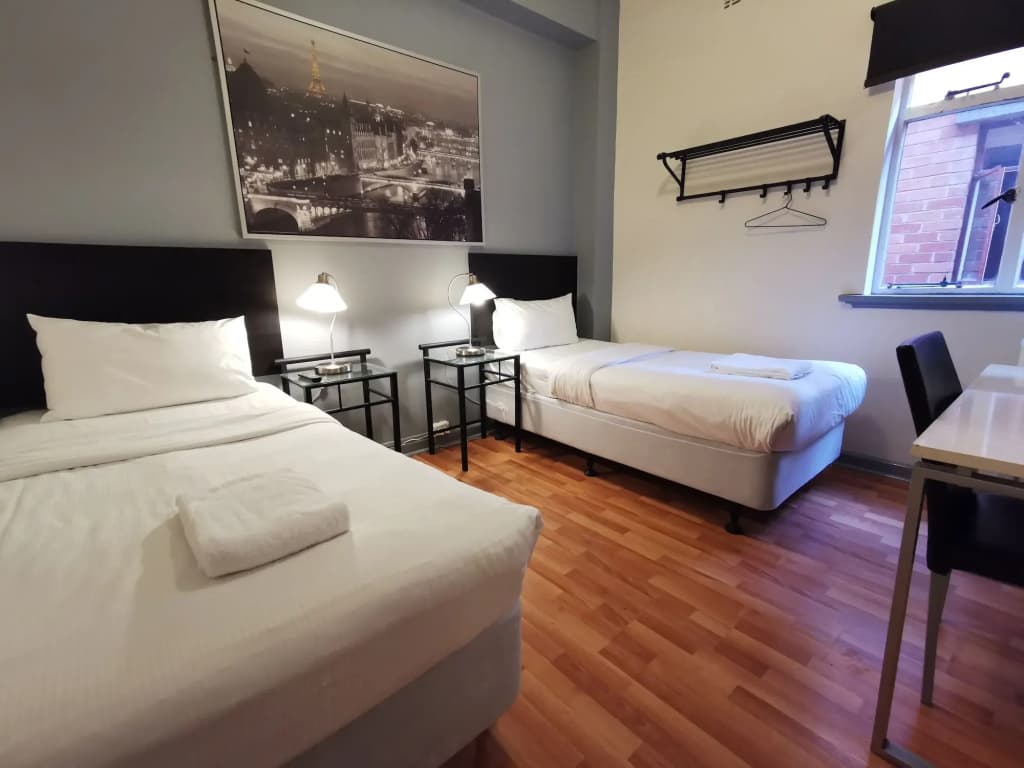 City Centre Budget Hotel - photo 4