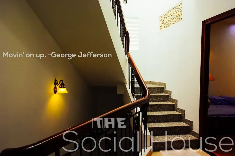 The Social House - City Villa - photo 4