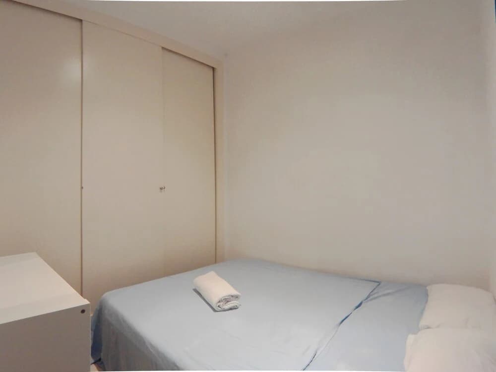 Apartamento interior cercano a Cuatro Caminos - photo 1