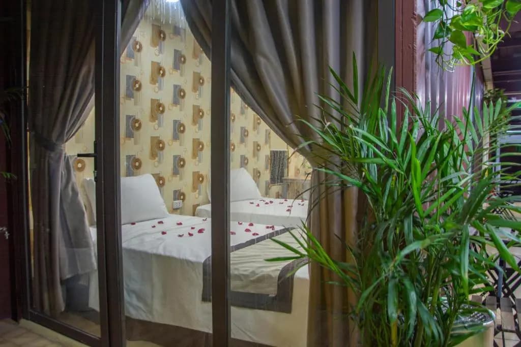 Babylon Ha Long Hotel - photo 5