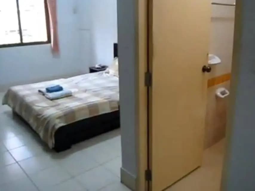 Phet Place Apartment - photo 4