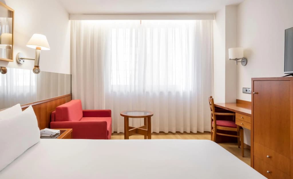 Ilunion Les Corts Spa Hotel - photo 50
