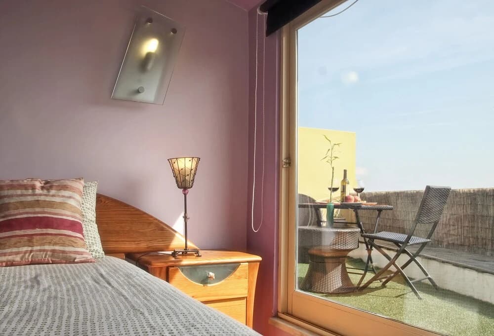 ALTIDO Attractive 1BR Apt w/terrace &river view, nearby Santa Apolonia train station - photo 2