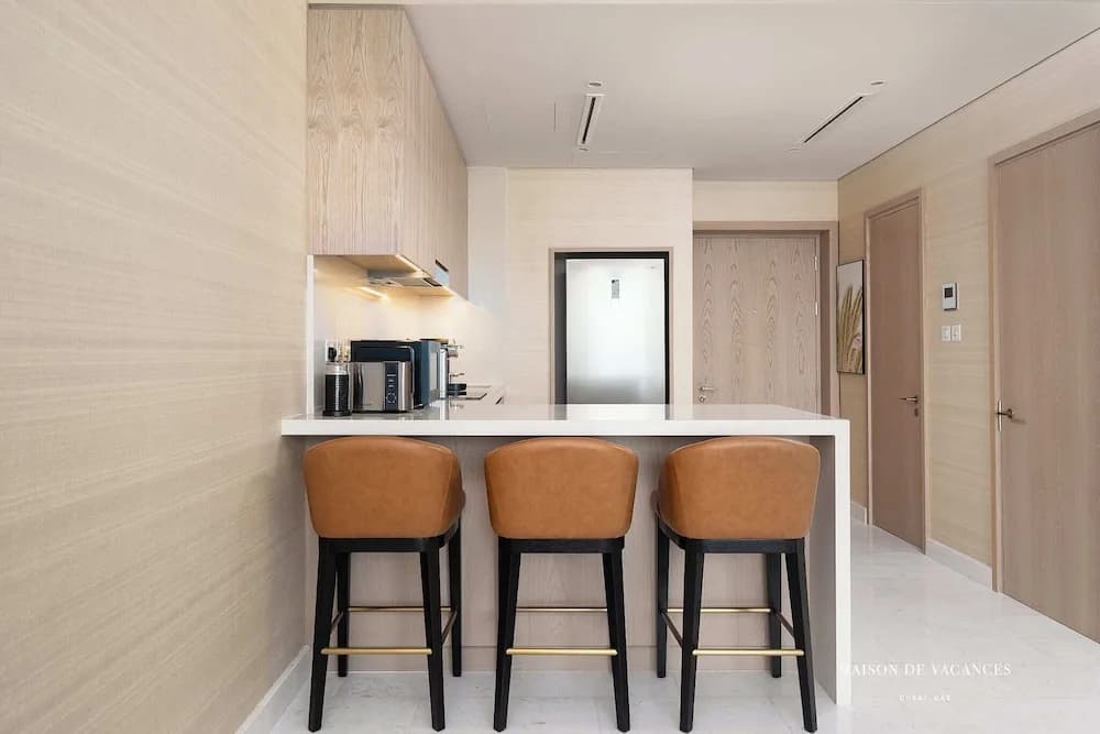 The Palm Tower 1 Corner Bedroom Dubai - photo 1