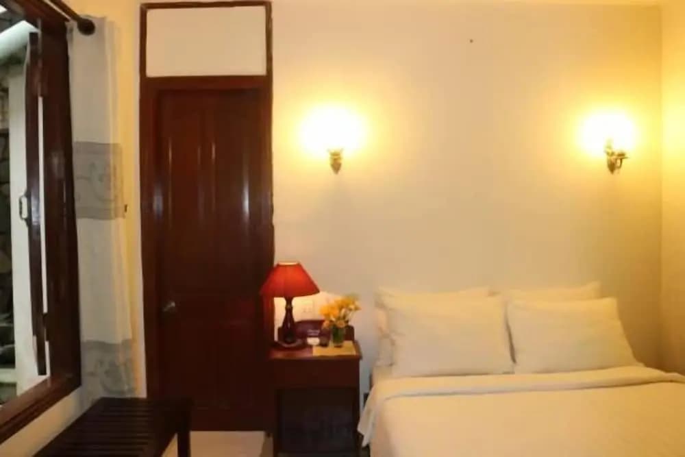 Nhi Trung Hotel - photo 5