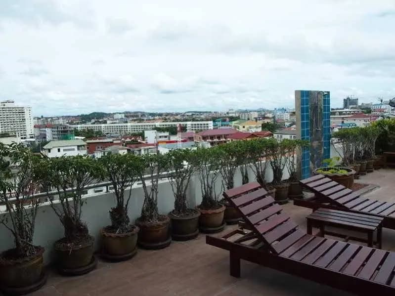 Adelphi Pattaya - photo 11