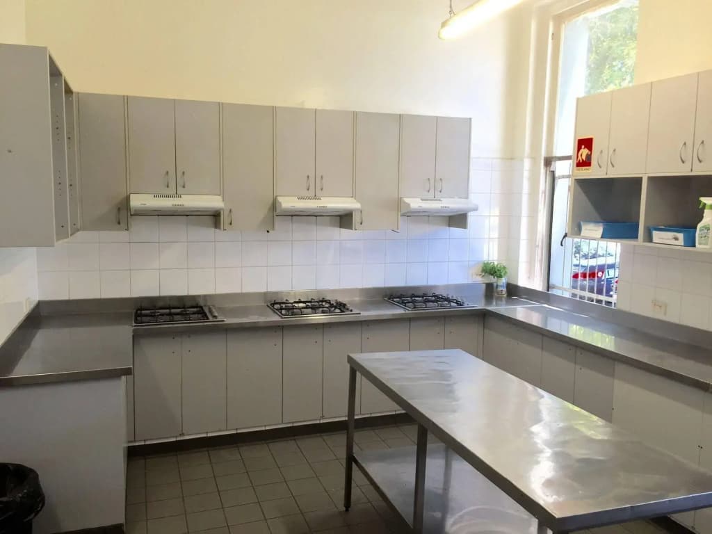 The Pacific House Hostel - photo 20