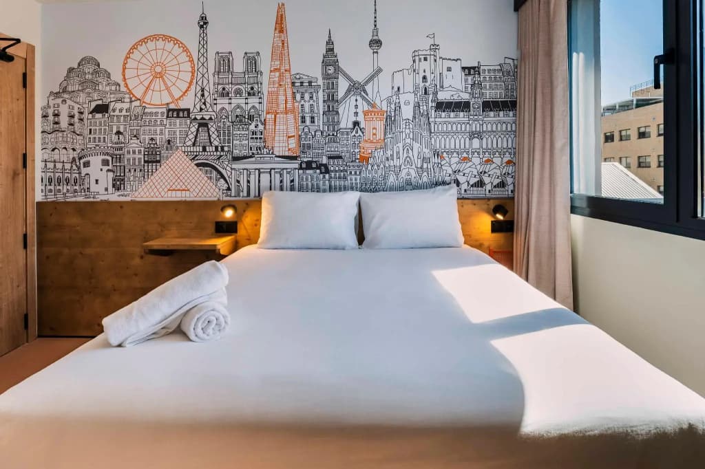 easyHotel Madrid Alcala - photo 6