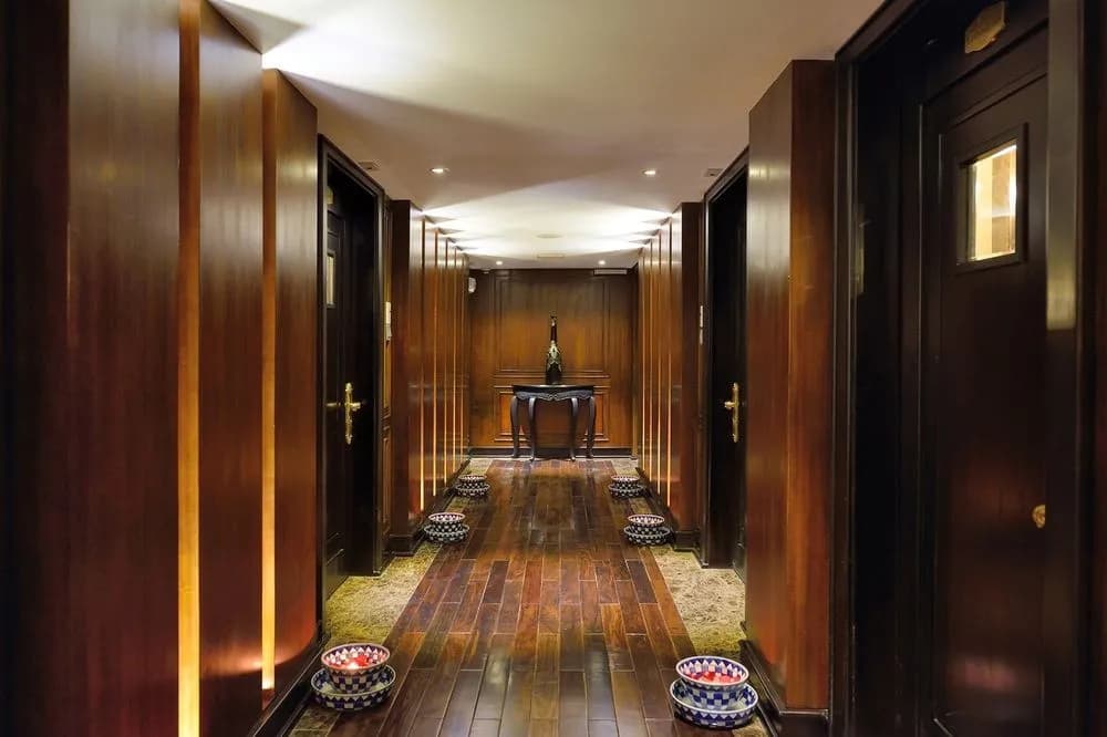 Paradise Suites Hotel - photo 19