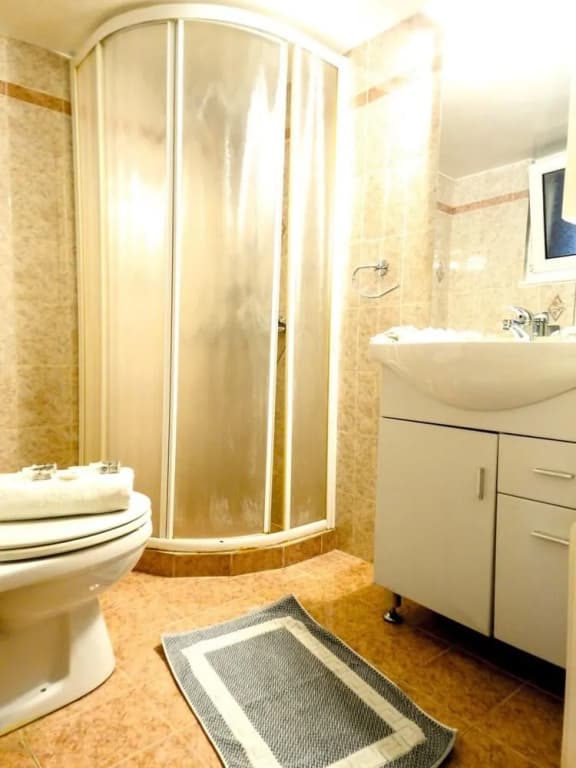 Cozy 2-Bedroom Apartment near Acropolis - photo 6