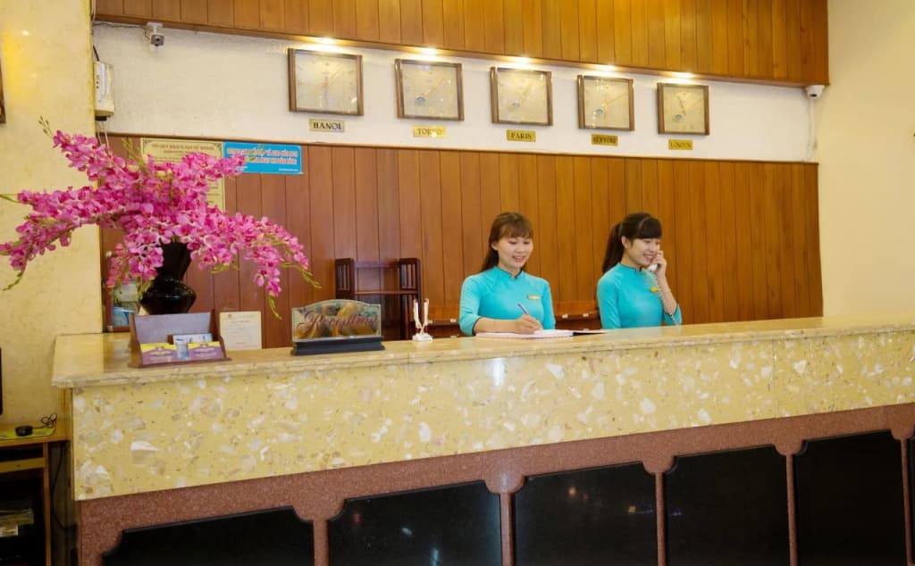 Queen Da Nang Hotel - photo 16