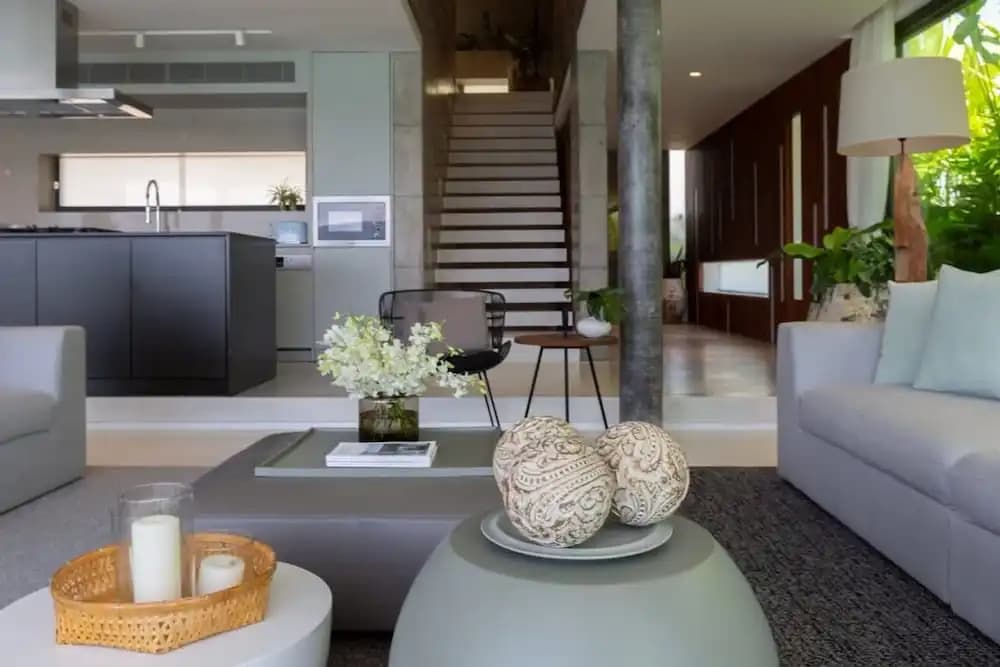 Gamay 3-bedroom Villa With Beach Access - photo 1