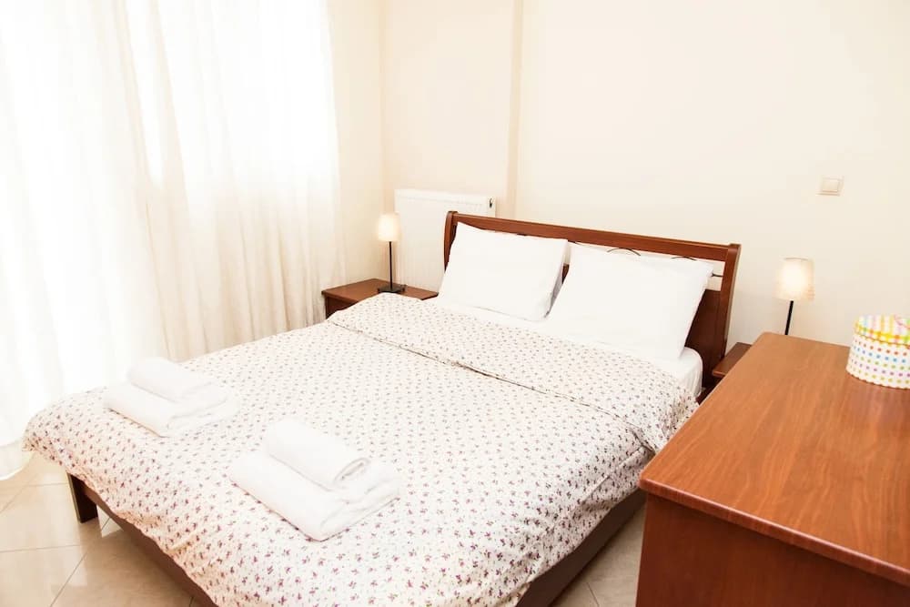 Spacious Apartment in Neos Kosmos - photo 10
