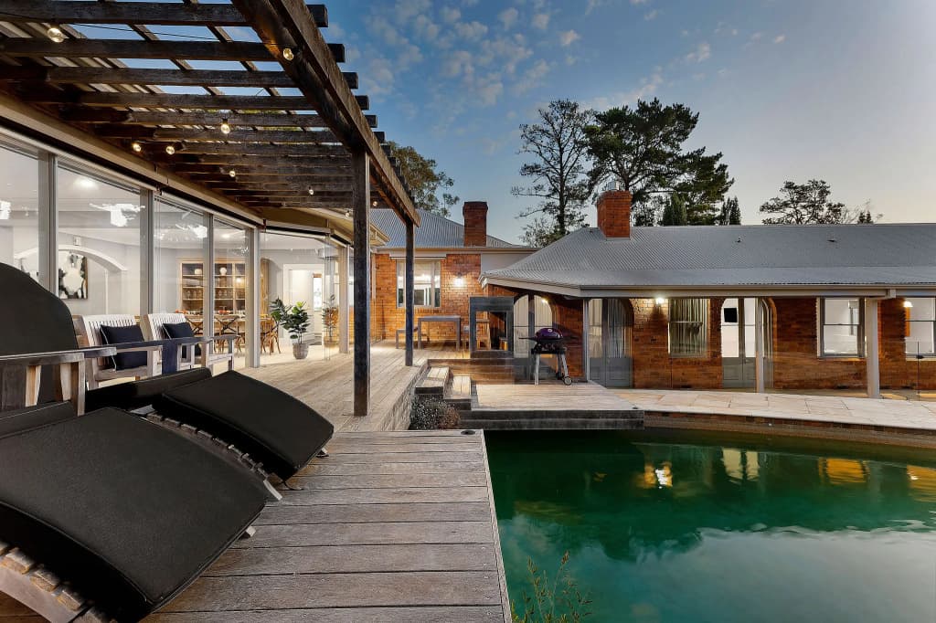 Tranquil Estate With Pool Heated Spa Gardens - photo 13