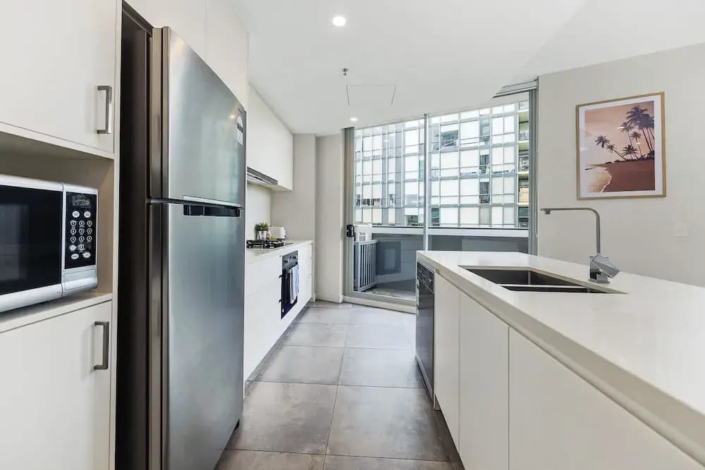 Kozyguru | Mascot | 2 Bed Apt + Free Parking - photo 12