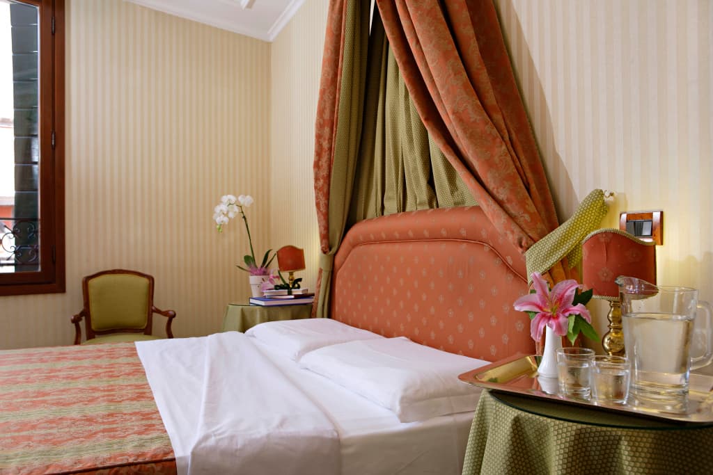 Kette Hotel - photo 10