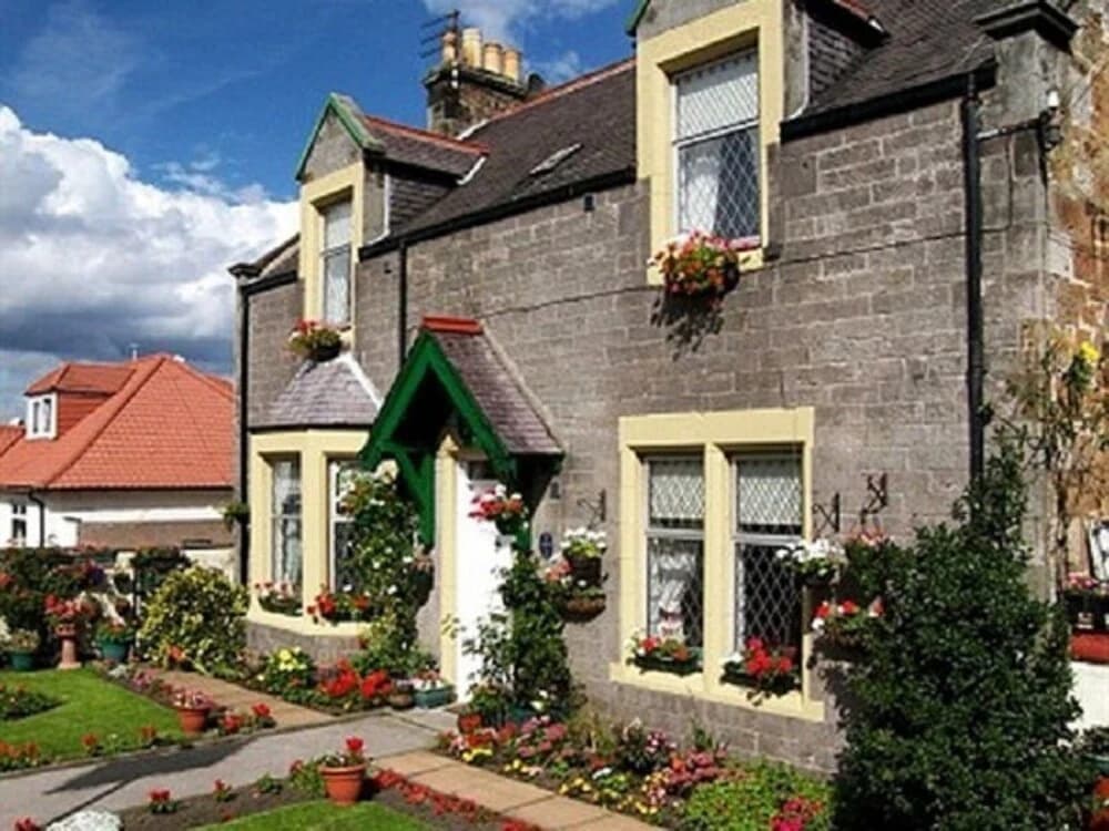 Emerald Guest House - photo 6