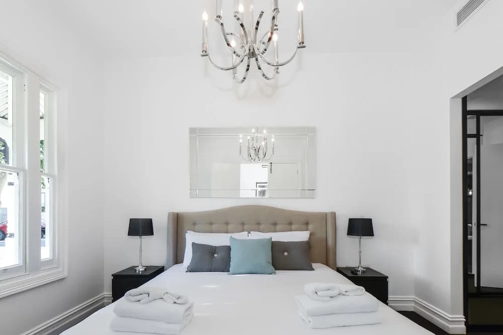 Boutique Stays - Port Haven - photo 4