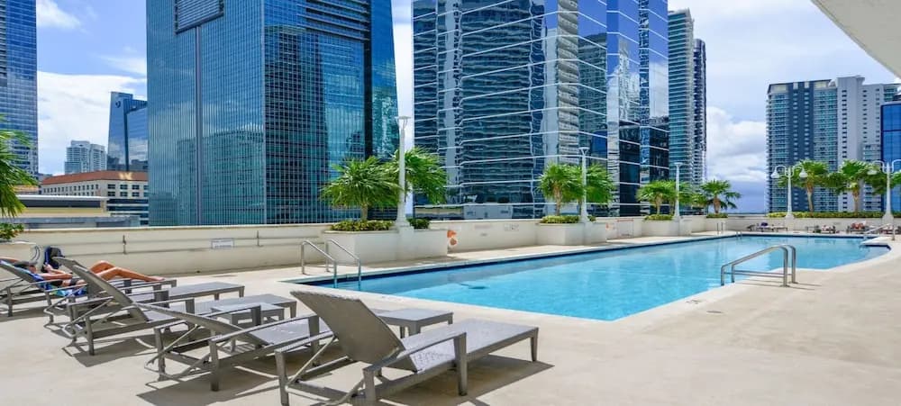 Icon Residences - photo 18