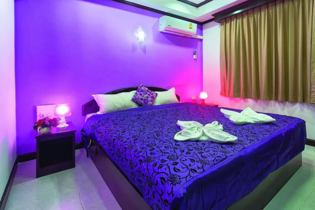 Hotel Grand Orchid Inn - photo 7