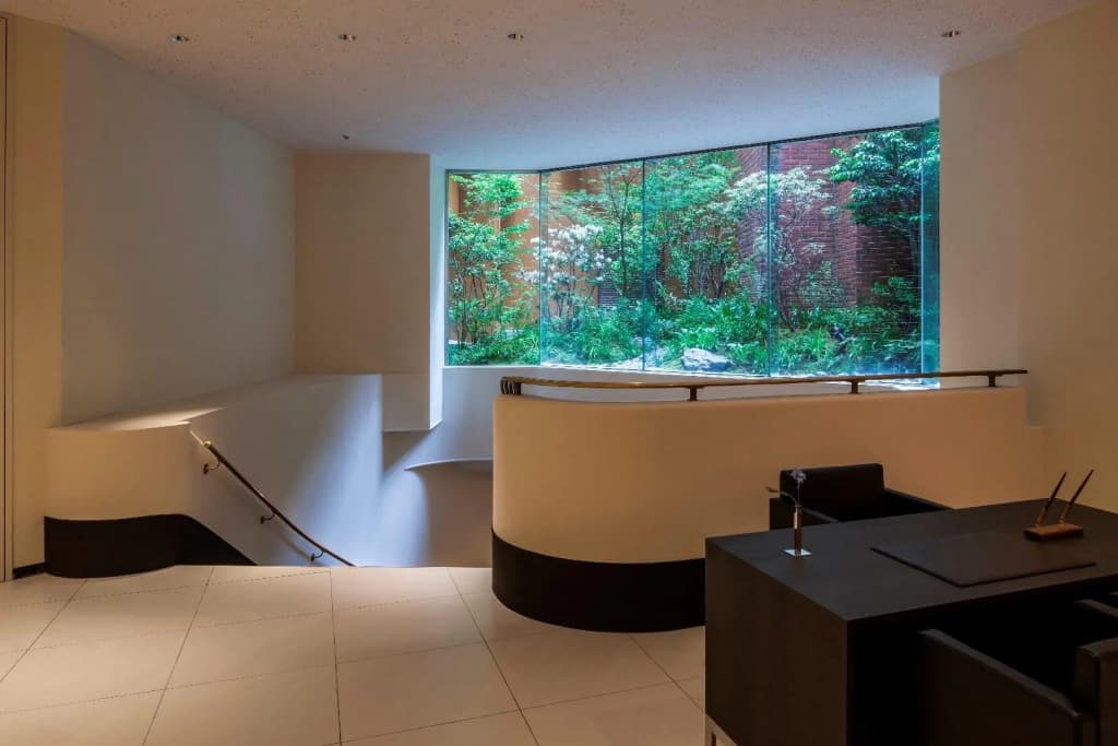 Ginza Grand Hotel - photo 22