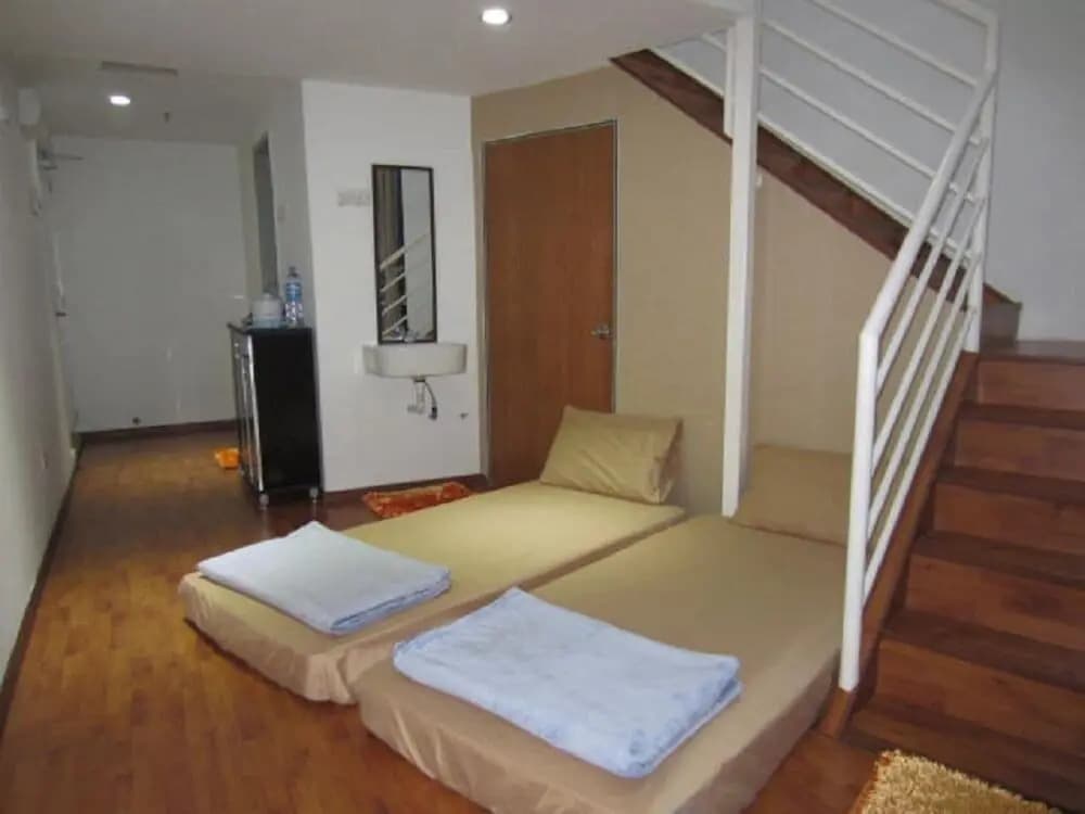 The CEO Executive Suites - photo 26