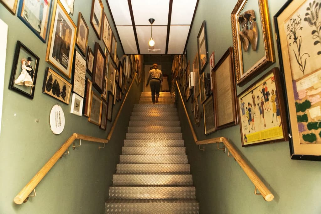Pars Tailor's Hostel - photo 13