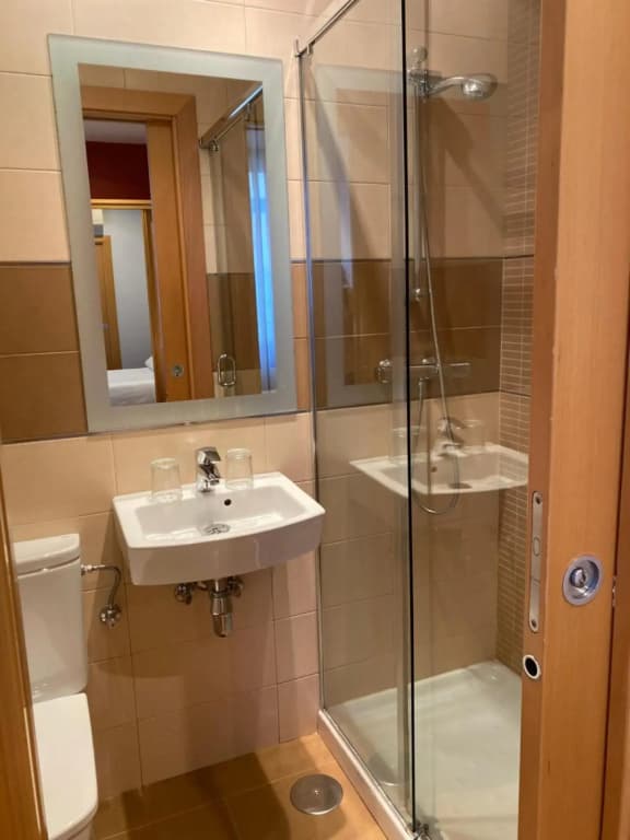 Hostal Abami II - photo 10