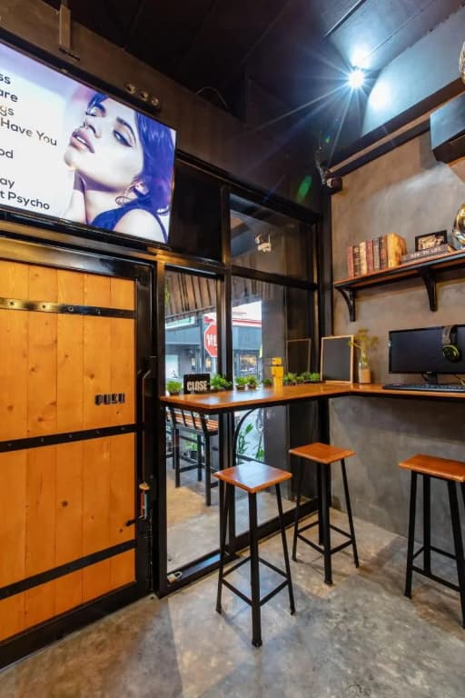 The Z Nite Hostel - photo 28