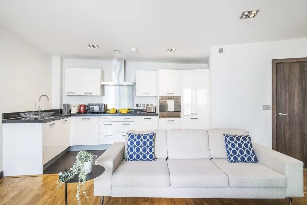 My Serviced Space - Bridges Court Road - photo 22