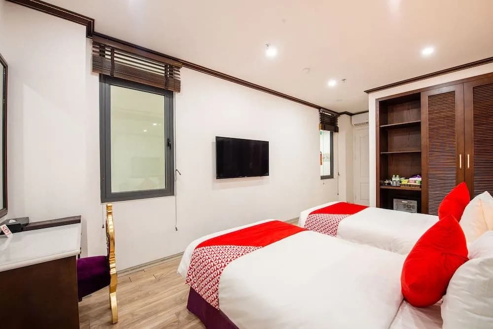 OYO 348 Suji Hotel - photo 6