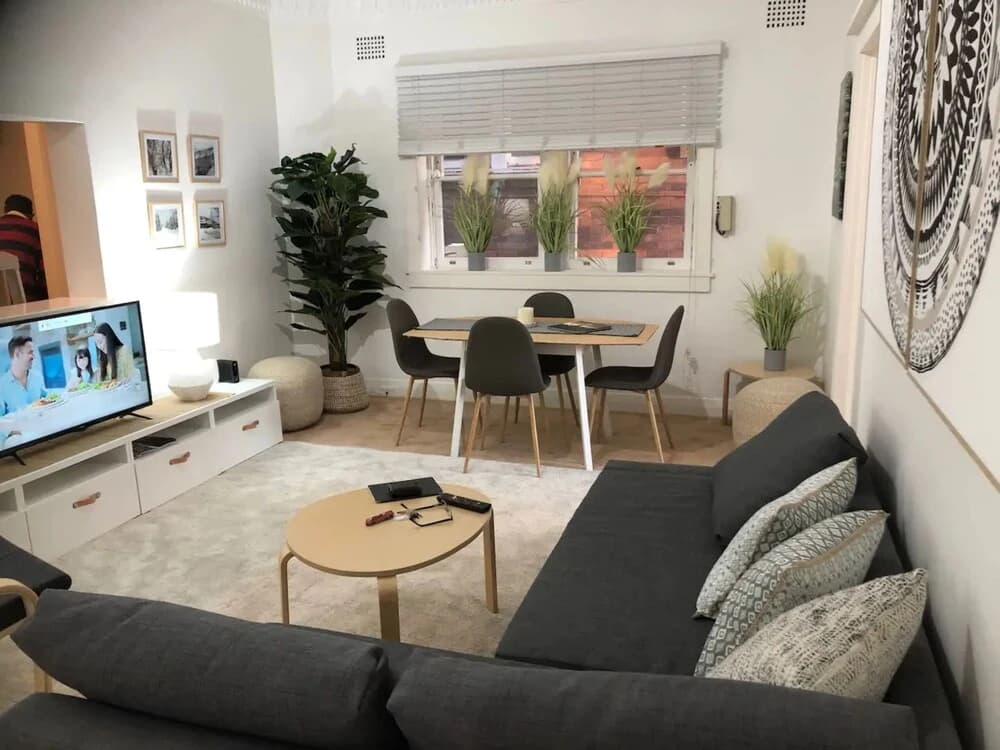 Luxury Double Bay Flat by Harbour Pool - main photo