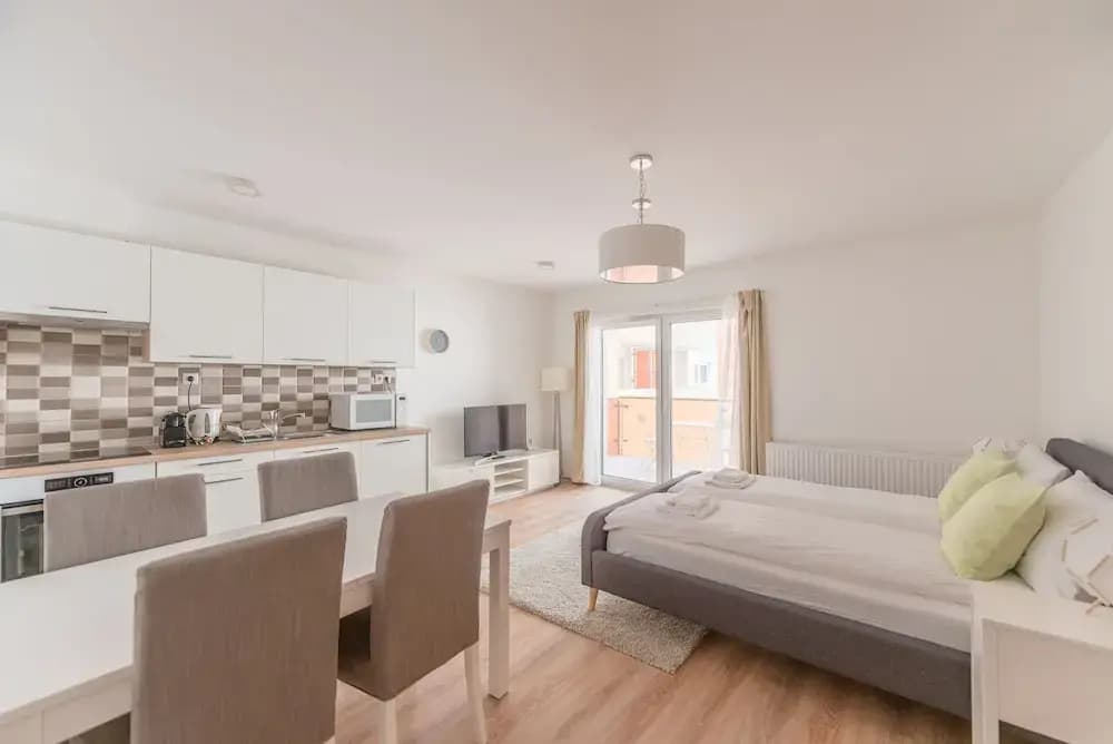 Oasis Apartments at Broadway Residence - photo 3