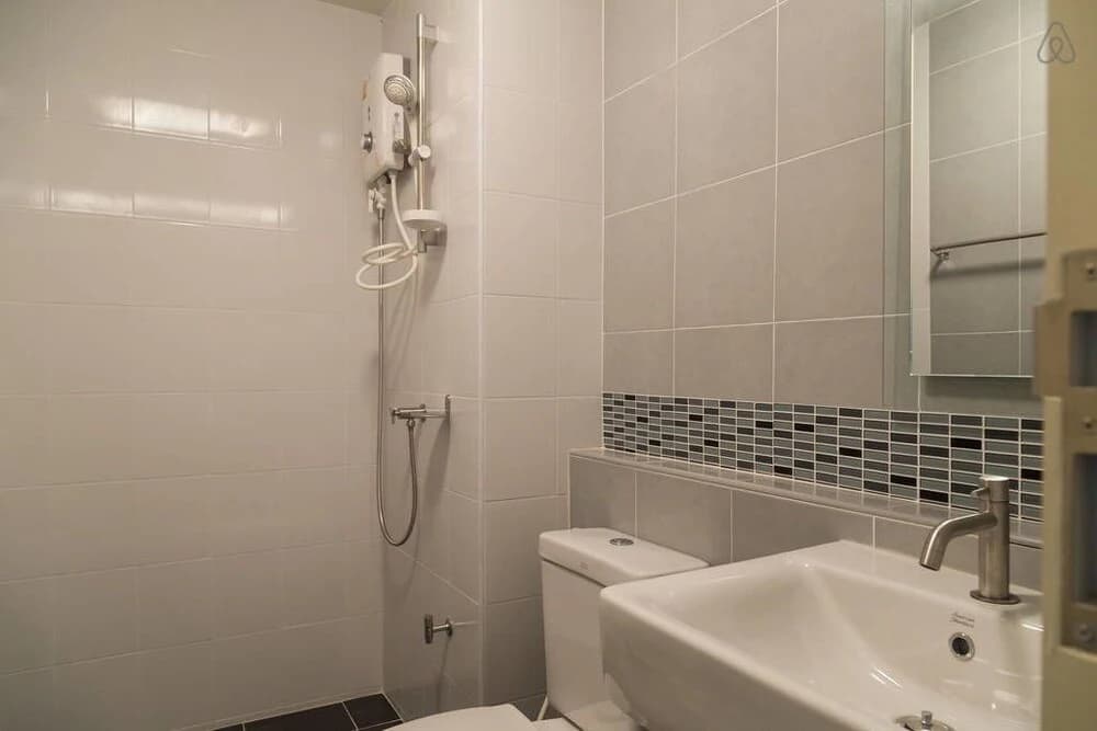 Private Room Condo - photo 8