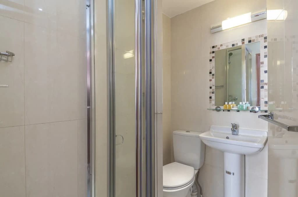 The Craven Hotel - photo 25
