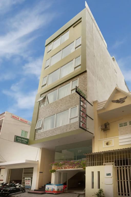 Phuong Tung Hotel - photo 1