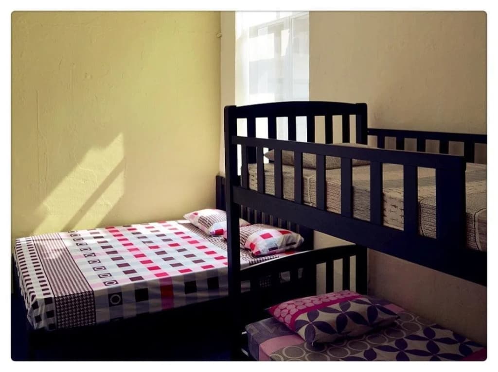 Raizzy's Guesthouse - photo 5