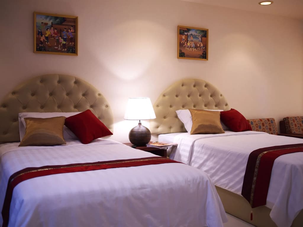 True Siam Phayathai Hotel - photo 4