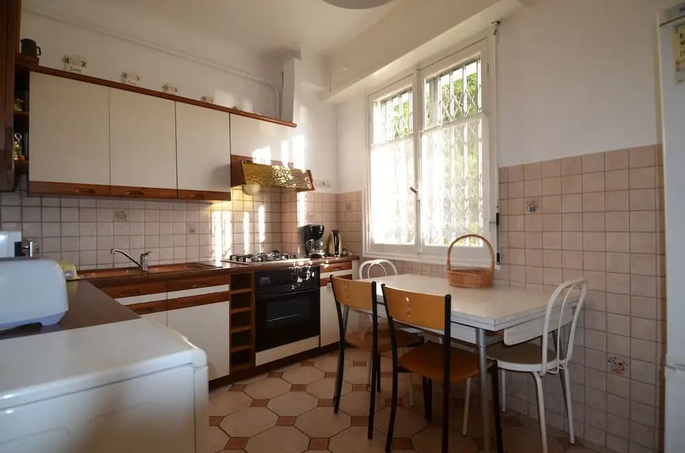 Period apartment 5 persons with Sea View and Parking in Port of Nice - photo 15