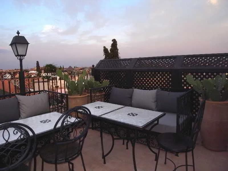 Riad Bazaar Cafe - photo 4