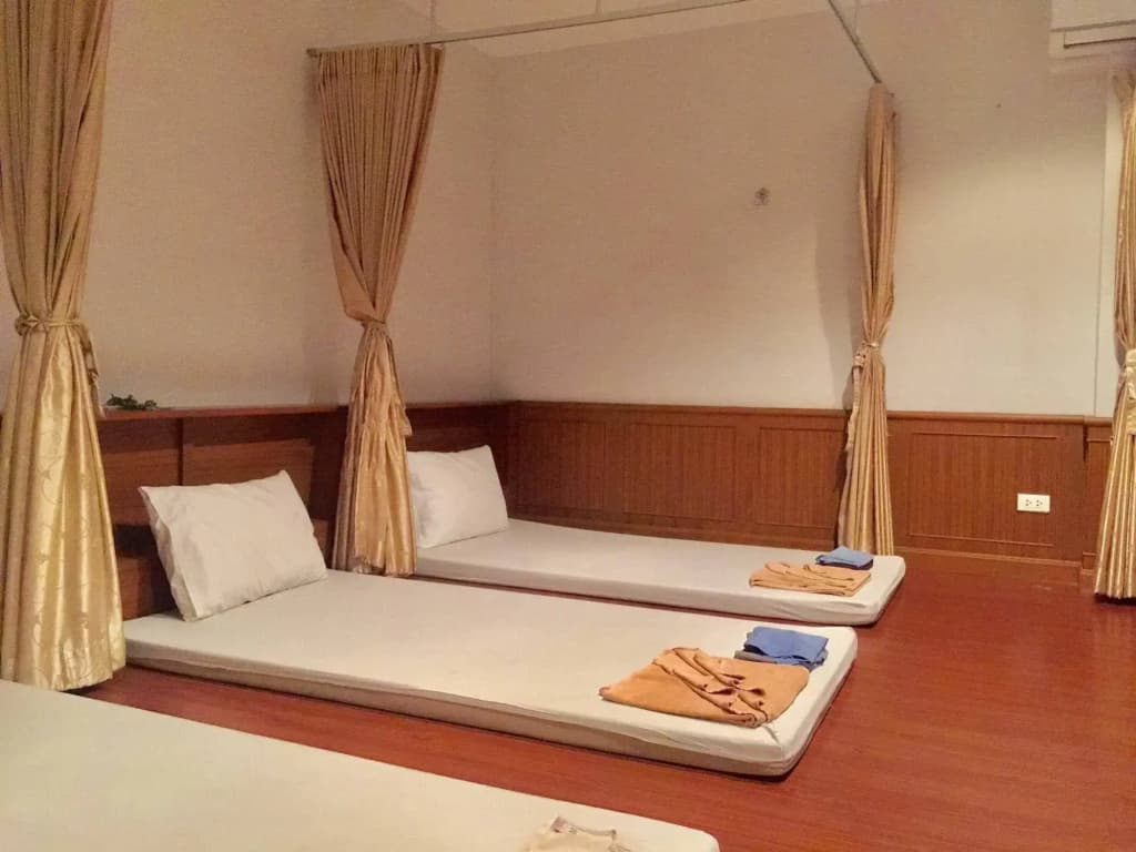 SB Living Place Hotel - photo 4