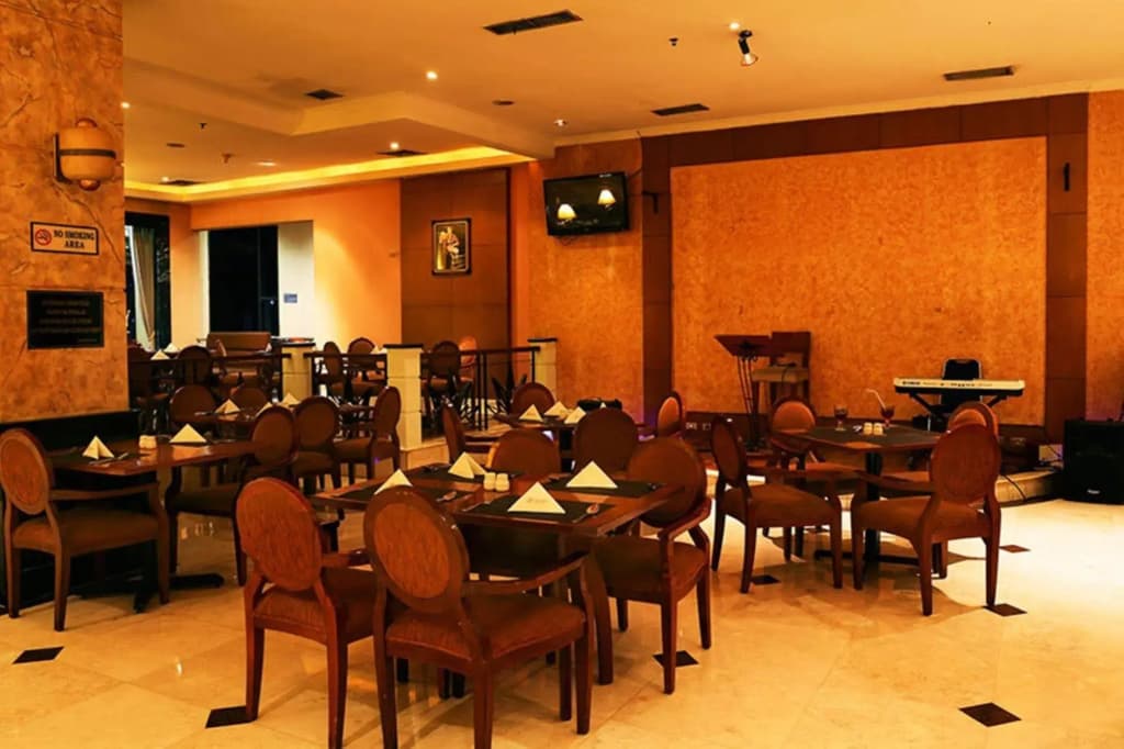 Mega Anggrek Hotel & Convention - photo 21