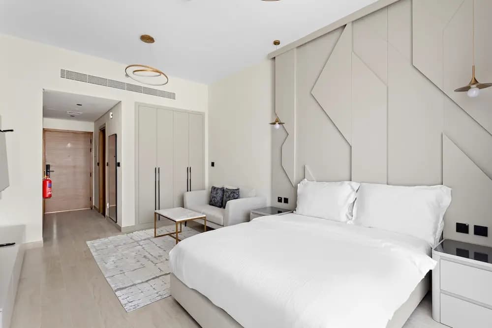 Cosy Studio Apartment With Pool gym Game Room - photo 4