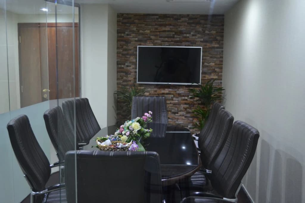 Crystal Plaza Hotel - photo 17