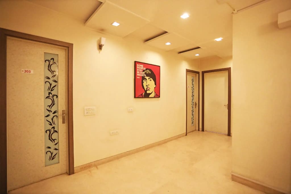 OYO Flagship 555 Kings Stay - photo 13
