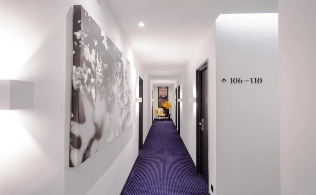 M2 Boutique Hotel - photo 10