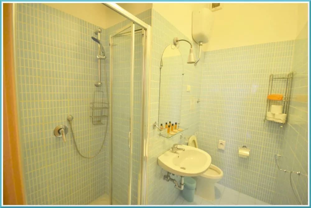 DoYouBnb Hideout in Rome - photo 26