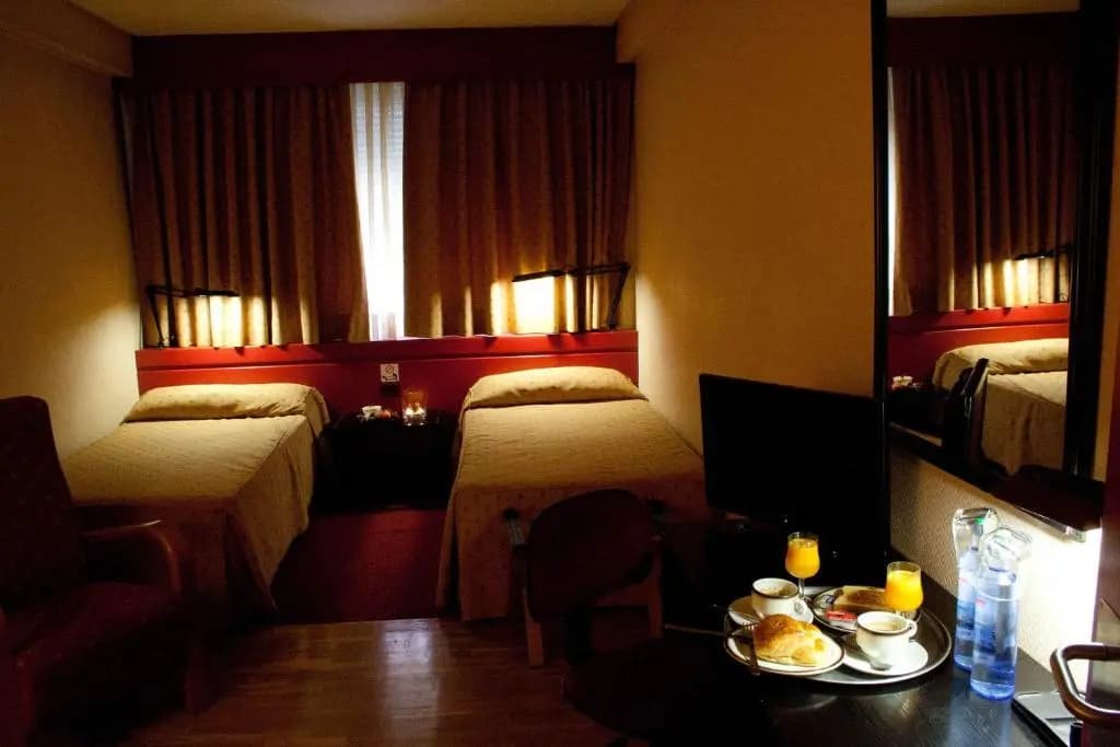 Anaco Hotel - photo 8